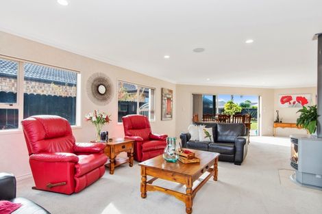 Photo of property in 565 Gloucester Road, Papamoa Beach, Papamoa, 3118