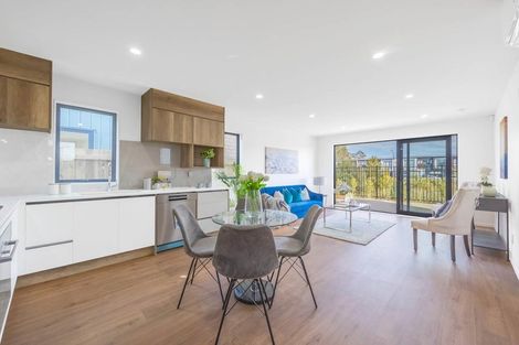 Photo of property in 21 John Gray Street, Papakura, 2110