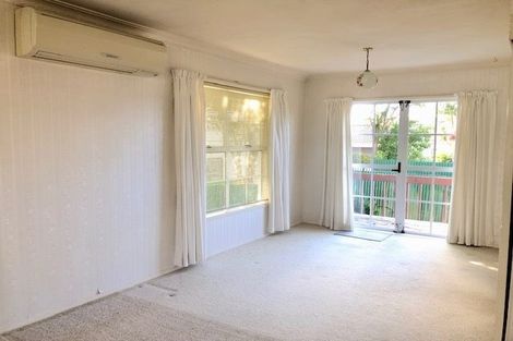 Photo of property in 1/53 Nile Road, Milford, Auckland, 0620