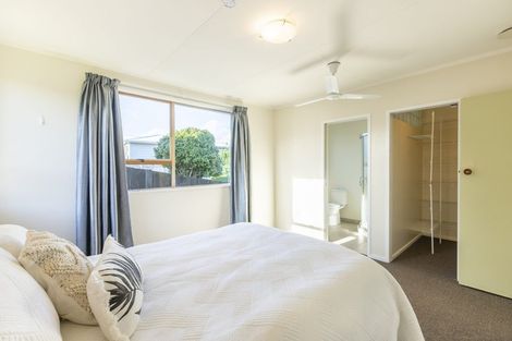 Photo of property in 45 Gray Avenue, Paraparaumu Beach, Paraparaumu, 5032