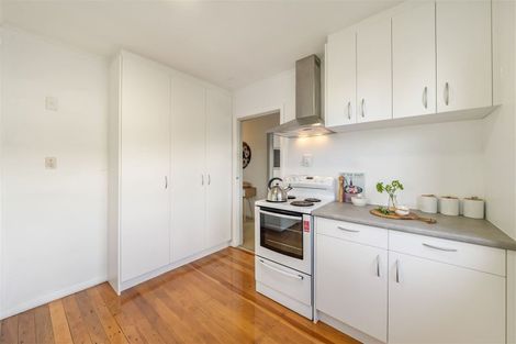Photo of property in 34 Guthrie Street, Waterloo, Lower Hutt, 5011