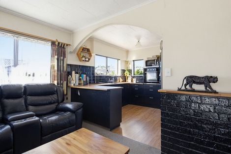 Photo of property in 2/3 Ngaio Street, Stoke, Nelson, 7011