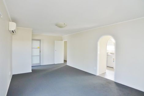Photo of property in 37 Cheval Drive, Totara Vale, Auckland, 0629