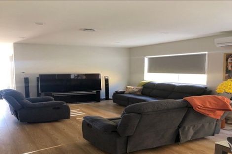 Photo of property in 34 Matahae Drive, Flat Bush, Auckland, 2019