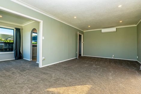 Photo of property in 10 Masham Road, Broomfield, Christchurch, 8042