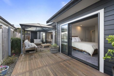 Photo of property in 36 Freedom Drive, Kelvin Grove, Palmerston North, 4414