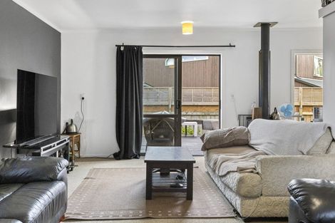 Photo of property in 49a Hawai Street, Two Mile Bay, Taupo, 3330