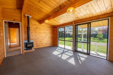 Photo of property in 7 Wolds Place, Twizel, 7901