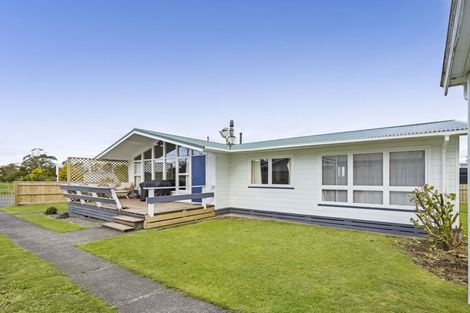 Photo of property in 27 Egmont Street, Kaponga, Hawera, 4679