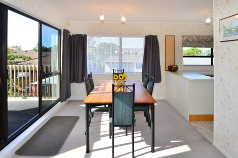 Photo of property in 61 Maygrove Drive, Orewa, 0931