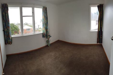 Photo of property in 66- 68 Waihora Crescent, Waitangirua, Porirua, 5024