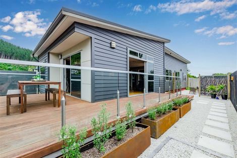 Photo of property in 10 Matuhi Street, Waikanae, 5036