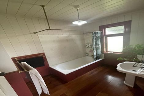 Photo of property in 50 Featherston Street, Takaro, Palmerston North, 4412