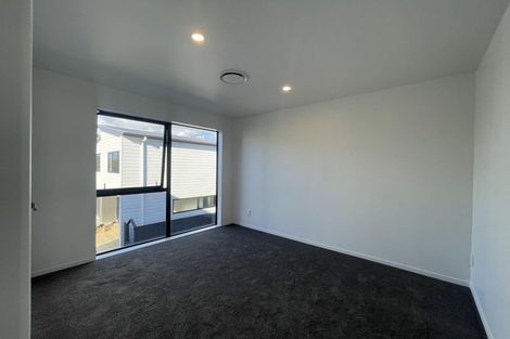 Photo of property in 26b Sandgate Avenue, Botany Downs, Auckland, 2010