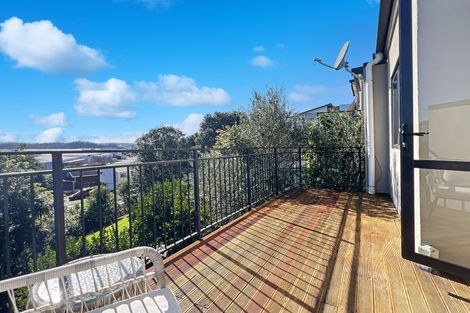 Photo of property in 5/12 Schnapper Rock Road, Schnapper Rock, Auckland, 0632