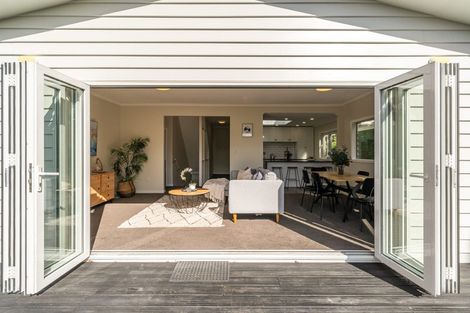 Photo of property in 188 Paremata Road, Paremata, Porirua, 5024