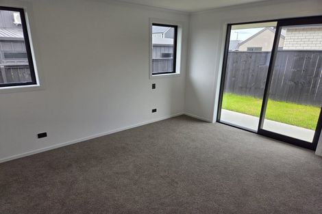 Photo of property in 3 Arohanui Road, Karaka, 2124