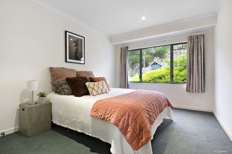 Photo of property in 9 Becker Way, Karori, Wellington, 6012