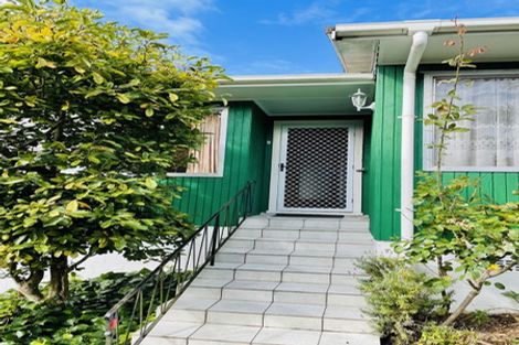 Photo of property in 24 Royal Road, Massey, Auckland, 0614