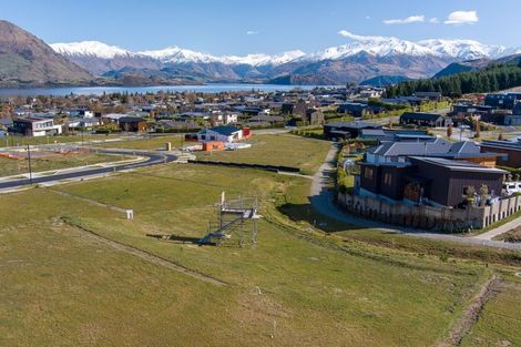 Photo of property in Kirimoko Crescent, Wanaka, 9305