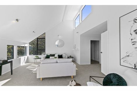 Photo of property in 36 Orangi Kaupapa Road, Northland, Wellington, 6012