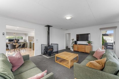 Photo of property in 97 Richmond Avenue, Richmond Heights, Taupo, 3330