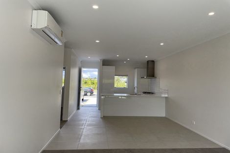 Photo of property in 38a Taikura Avenue, Red Beach, 0932