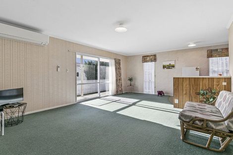 Photo of property in 8a Nikau Street, Levin, 5510