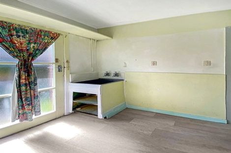 Photo of property in 46 Gardner Avenue, New Lynn, Auckland, 0600