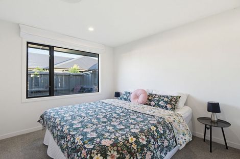 Photo of property in 11 Crete Road, Rangiora, 7400