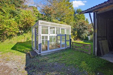 Photo of property in 822 Motukawa Road, Tarata, Inglewood, 4387