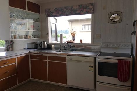 Photo of property in 11 Mercury Street, Whitianga, 3510