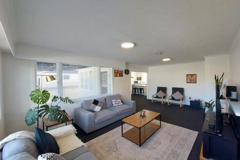 Photo of property in 206 Ngamotu Road, Spotswood, New Plymouth, 4310