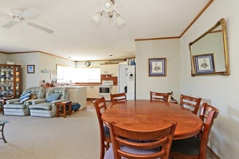 Photo of property in 49a Church Road, Taradale, Napier, 4112