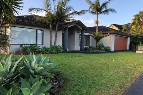 Photo of property in 11 Dairyland Drive, East Tamaki Heights, Auckland, 2016