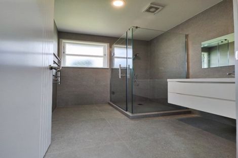 Photo of property in 11 Coletta Lane, Te Atatu South, Auckland, 0610