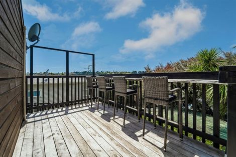 Photo of property in 19 Matai Road, Stanmore Bay, Whangaparaoa, 0932