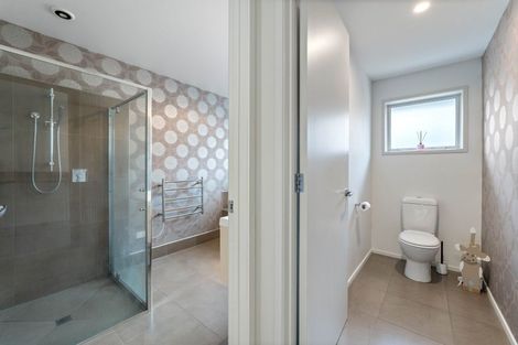 Photo of property in 4 Links Drive, Waiwhakaiho, New Plymouth, 4312