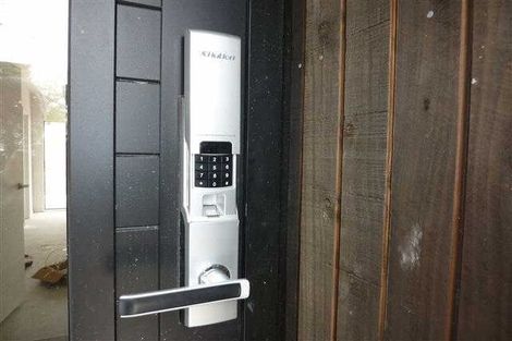 Photo of property in 162u3 Massey Street, Frankton, Hamilton, 3204