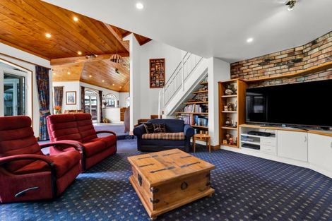 Photo of property in 211 Tawhiti Road, Hawera, 4672