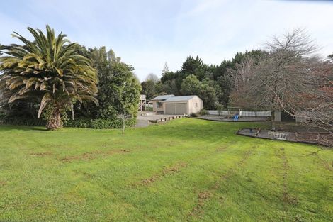 Photo of property in 110 Hastings Street, Halcombe, Feilding, 4779