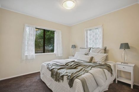 Photo of property in 82 Glen Road, Ranui, Auckland, 0612