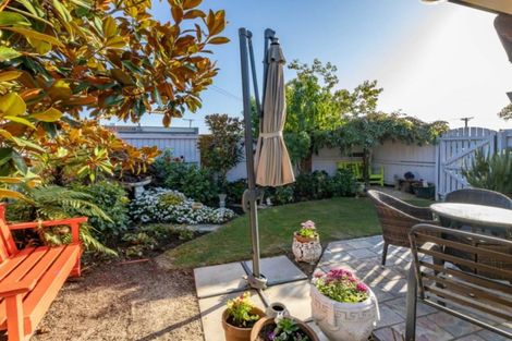 Photo of property in 4 Daniels Road, Redwood, Christchurch, 8051