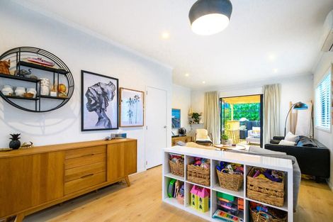 Photo of property in 6 Saltmarsh Road, Hobsonville, Auckland, 0616