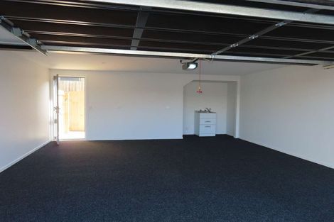 Photo of property in 2/246 Marine Parade, New Brighton, Christchurch, 8061