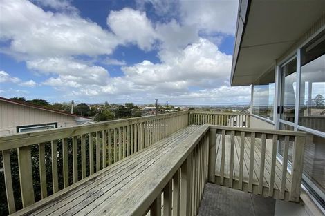 Photo of property in 165 Waimumu Road, Massey, Auckland, 0614