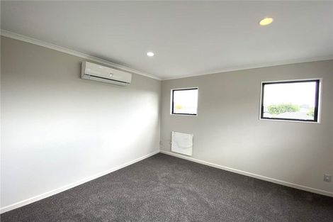 Photo of property in 439 Old Te Atatu Road, Te Atatu Peninsula, Auckland, 0610
