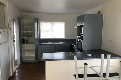 Photo of property in 8 Rollerson Street, Papakura, 2110