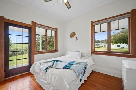 Photo of property in 376 Mangakura Road, Helensville, 0875