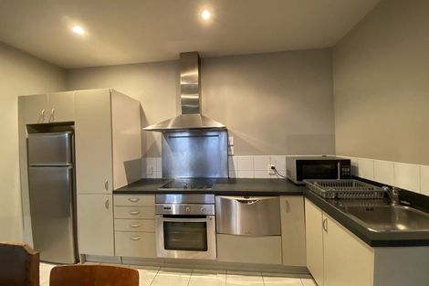 Photo of property in 41u2 Home Street, Mount Victoria, Wellington, 6011